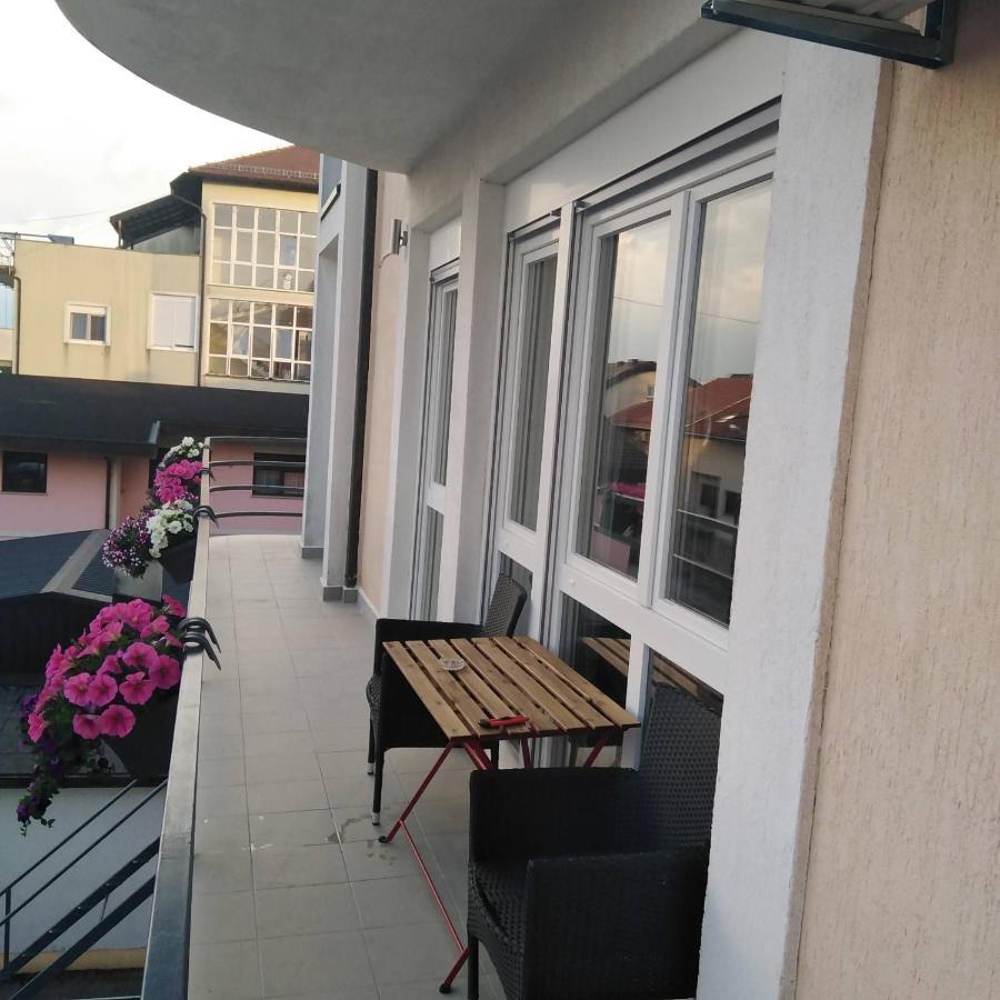 Apartman Zagreb , With Balcony And Free Parking ภายนอก รูปภาพ