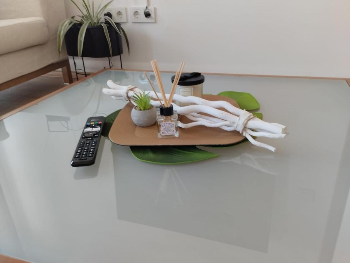 Apartman Zagreb , With Balcony And Free Parking ภายนอก รูปภาพ