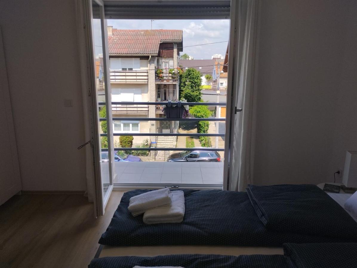 Apartman Zagreb , With Balcony And Free Parking ภายนอก รูปภาพ