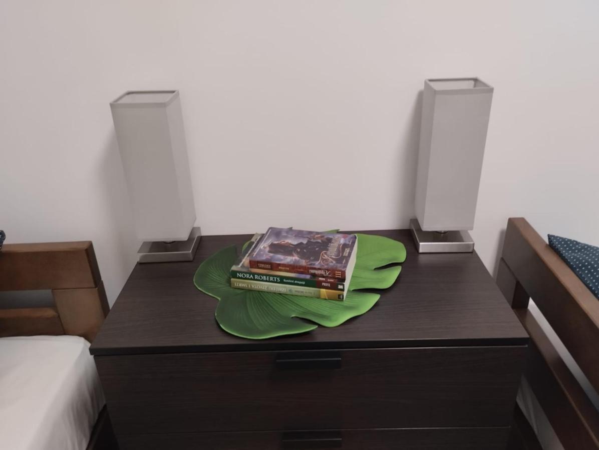 Apartman Zagreb , With Balcony And Free Parking ภายนอก รูปภาพ