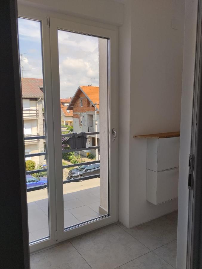 Apartman Zagreb , With Balcony And Free Parking ภายนอก รูปภาพ