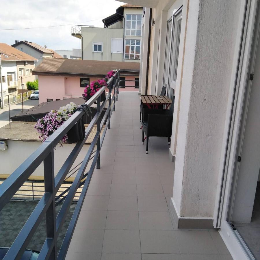 Apartman Zagreb , With Balcony And Free Parking ภายนอก รูปภาพ
