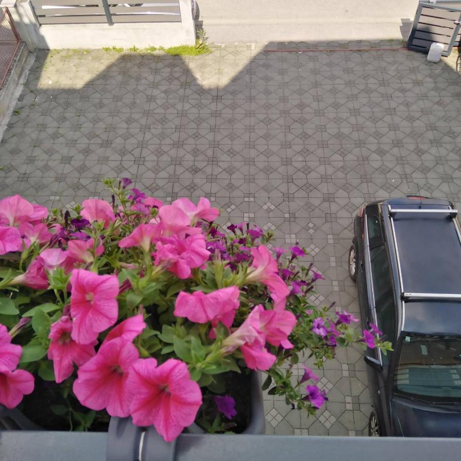 Apartman Zagreb , With Balcony And Free Parking ภายนอก รูปภาพ