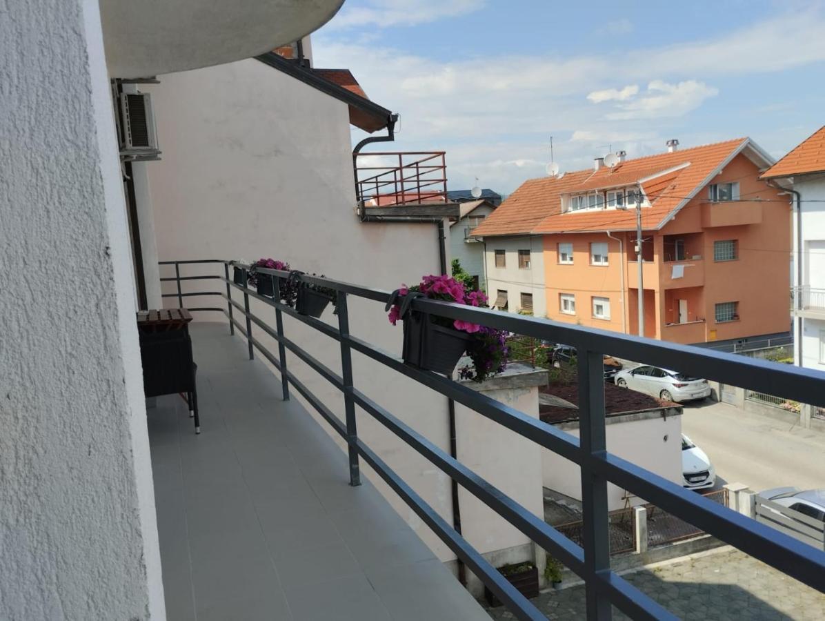 Apartman Zagreb , With Balcony And Free Parking ภายนอก รูปภาพ