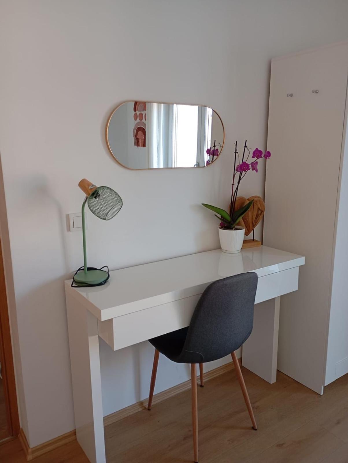 Apartman Zagreb , With Balcony And Free Parking ภายนอก รูปภาพ